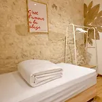 Magnanerie Avec Tropezienne Uzès