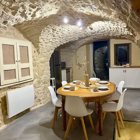 Magnanerie Avec Tropezienne Uzes *