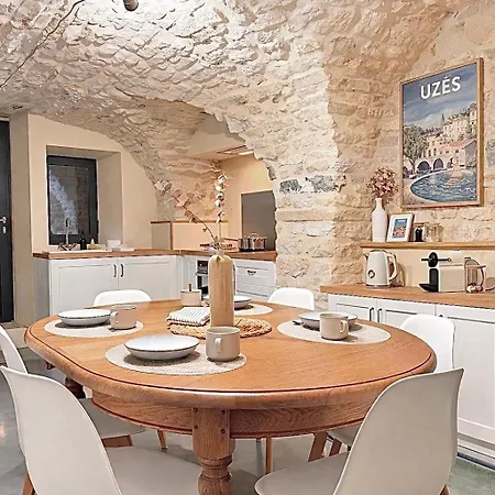 Maison De Charme Avec Terrasse Et Climatisation - Uzes Apartmán Arpaillargues-et-Aureillac