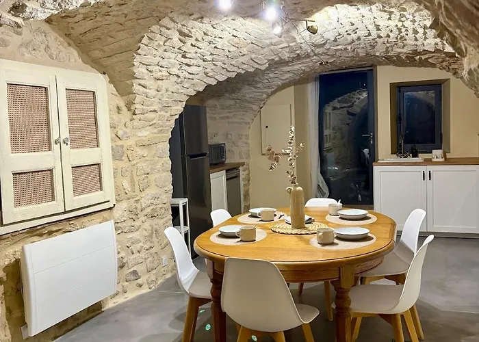 Magnanerie Avec Tropezienne Uzes *